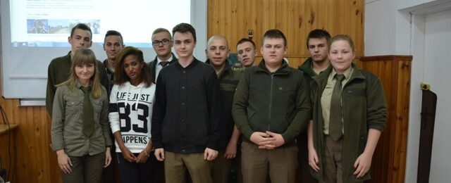 Zdjęcie do artykułu: Wolontariusze z Malezji i Etiopii w naszej szkole