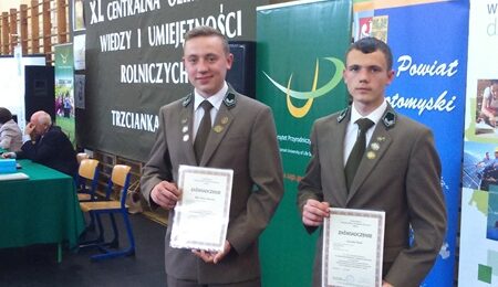 Zdjęcie do artykułu: Tytuły laureatów elimincji centralnych Olimpiady OWIUR dla naszych uczniów