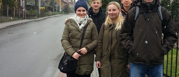 Zdjęcie do artykułu: I miejsce w grze miejskiej  „Historii poszukiwanie … czyli po Lesk…