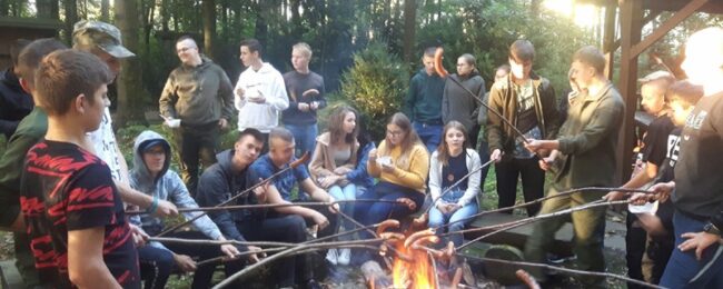Zdjęcie do artykułu: Integracyjne ognisko w botaniku