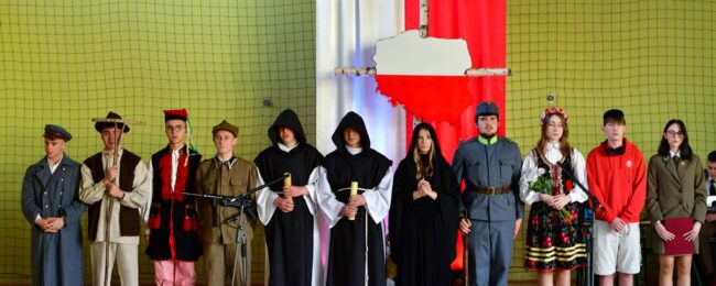Zdjęcie do artykułu: Narodowe Święto Niepodległości w Lesku