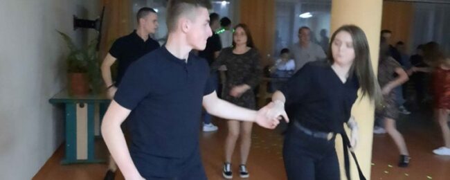 Zdjęcie do artykułu: Dyskoteka w Internacie Technikum Leśnego