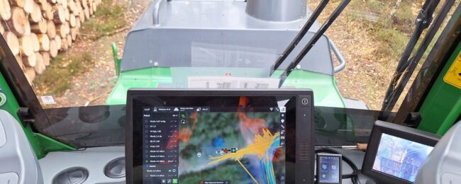 Zdjęcie do artykułu: Harvester i forwarder – nasi uczniowie w akcji!